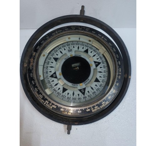 LILLEY & GILLIE SR3 MAGNETIC COMPASS